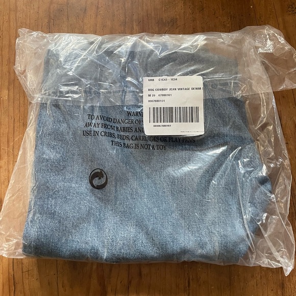 Urban Outfitters BDG High-Waisted Cowboy Jean - Picture 4 of 4